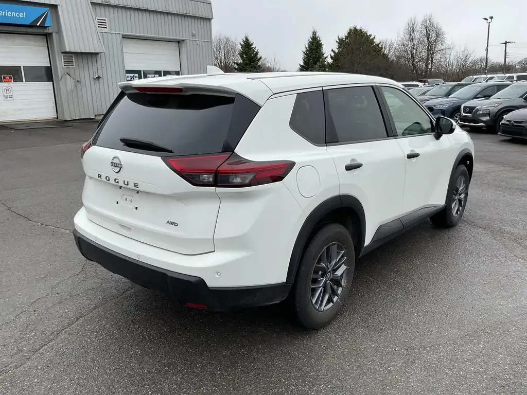 Nissan Rogue 2025 photo 3