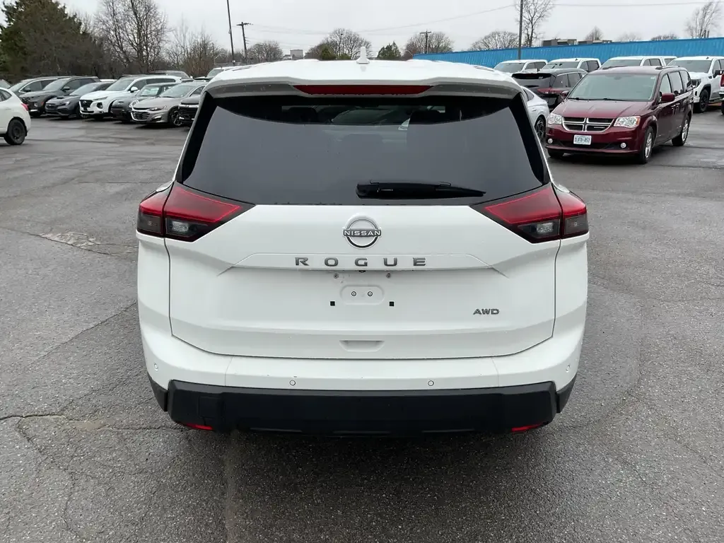 Nissan Rogue 2025 photo 4