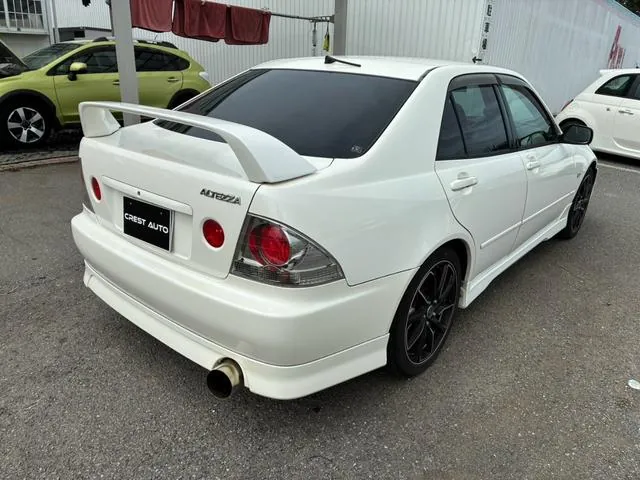 Toyota Altezza 2000 photo 5