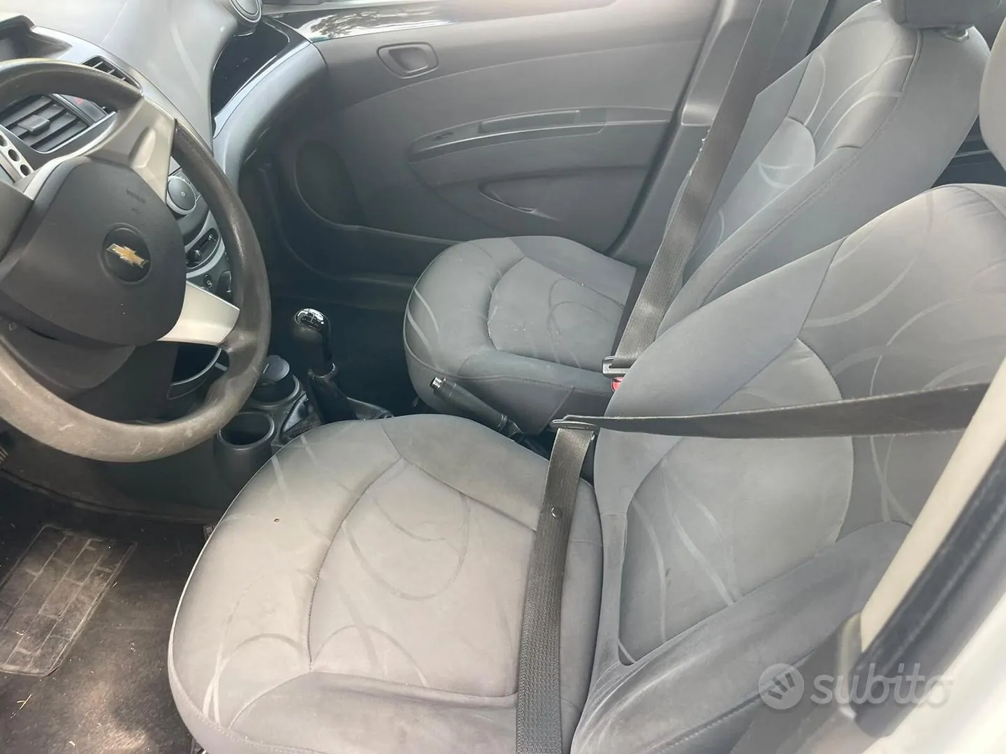 Chevrolet Spark 2011 photo 4