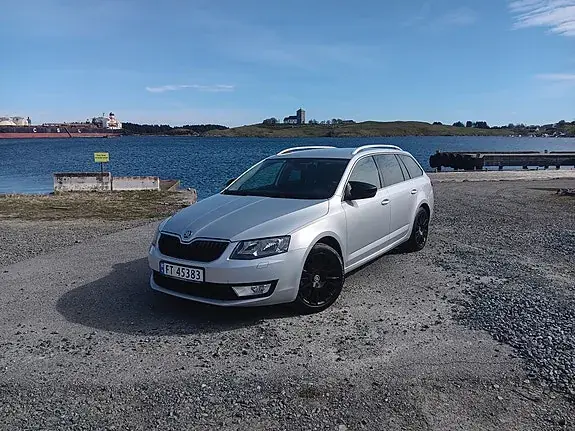 Skoda Octavia 2014 photo 3