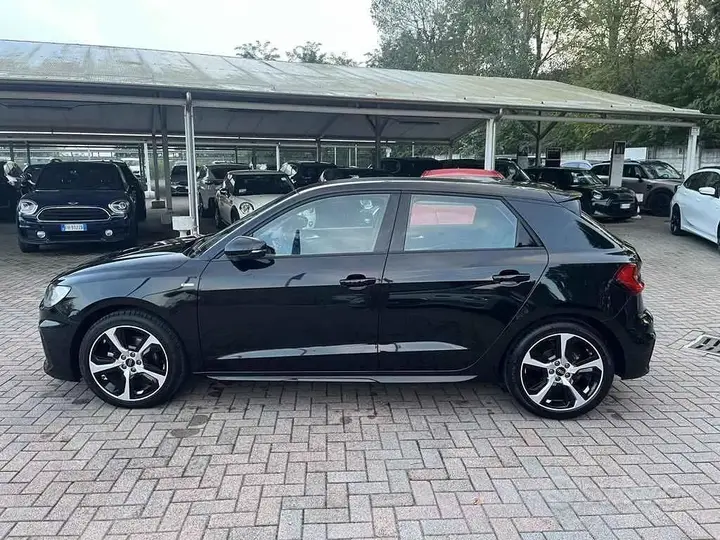 Audi A1 2025 photo 4