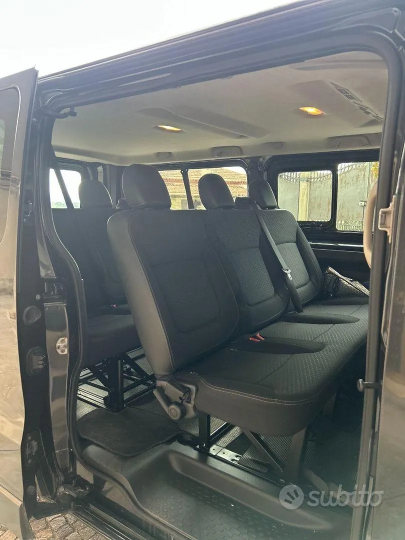 Opel Vivaro 2016 photo 3