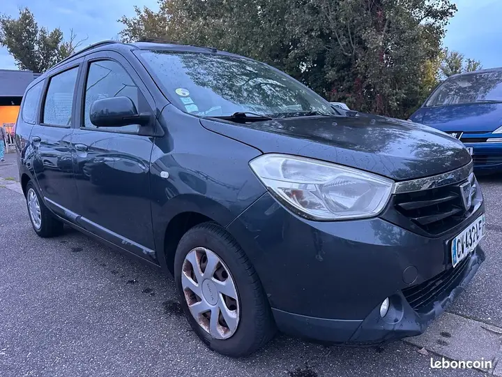 Dacia Lodgy