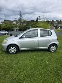 Toyota Vitz 1999 photo 4