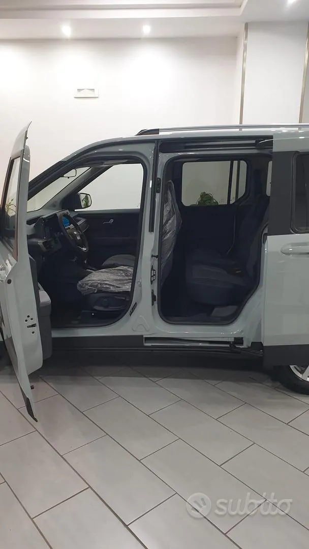 Ford Tourneo Courier 1999 photo 5
