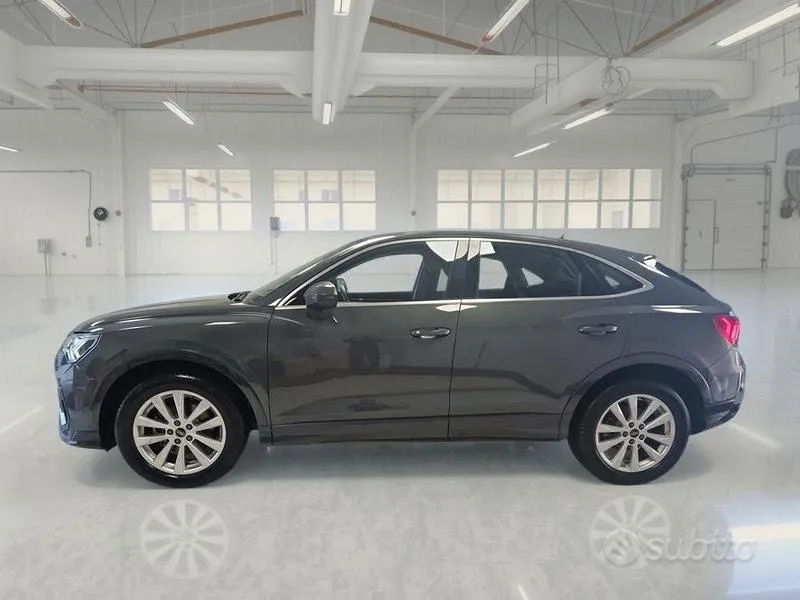 Audi Q3 2023 photo 5