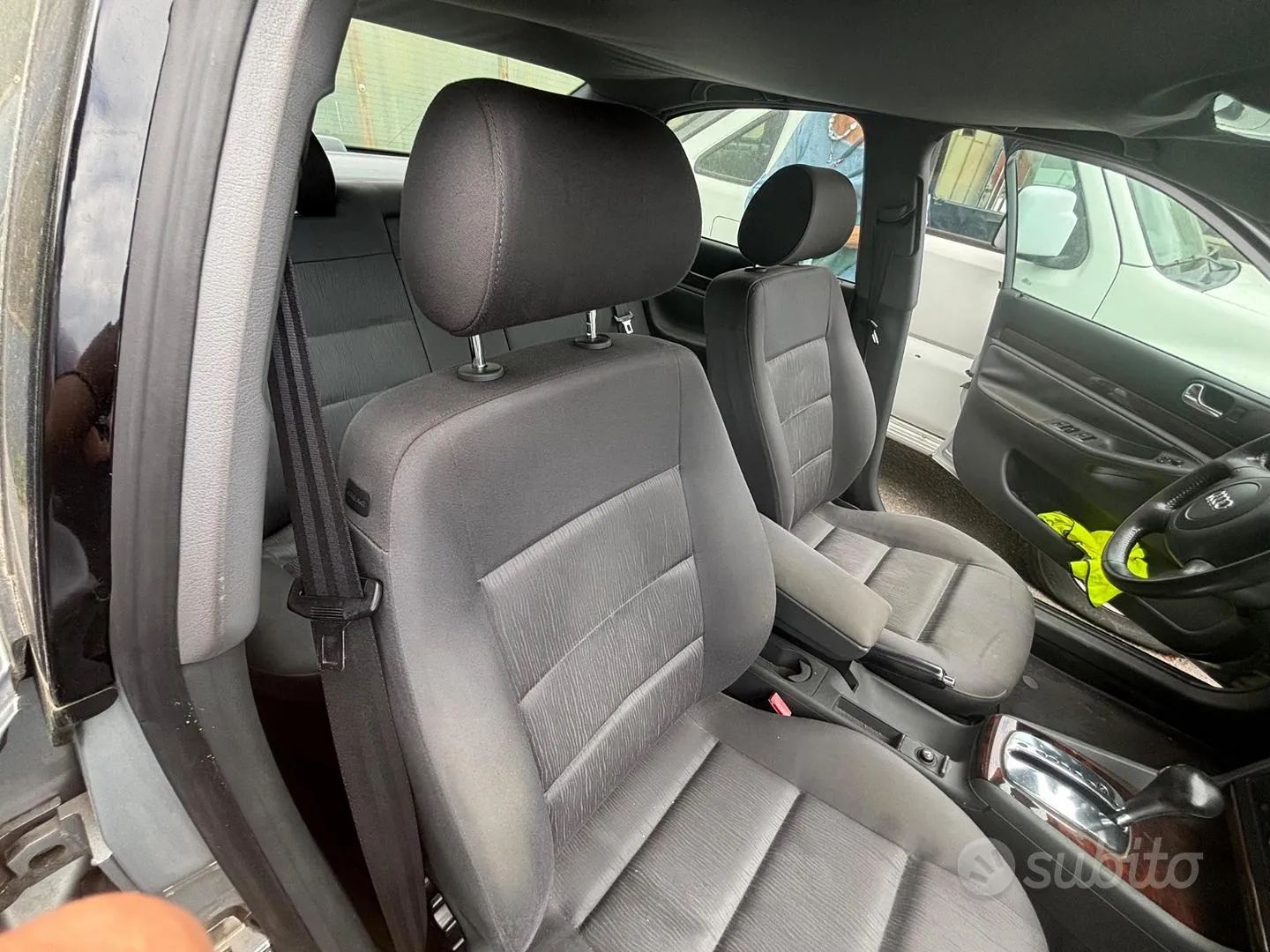 Audi A4 2000 photo 4