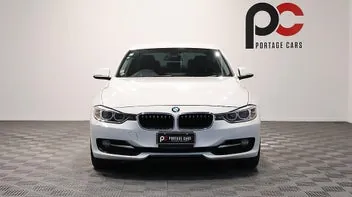 BMW 3 Series 2012 photo 3