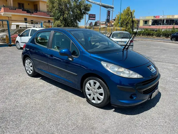 Peugeot 207 2007 photo 2