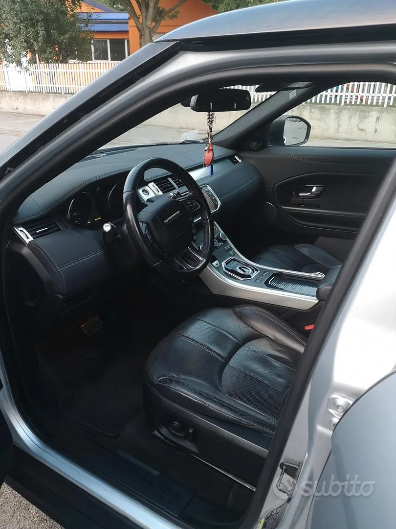 Land Rover Range Rover Evoque 2016 photo 5