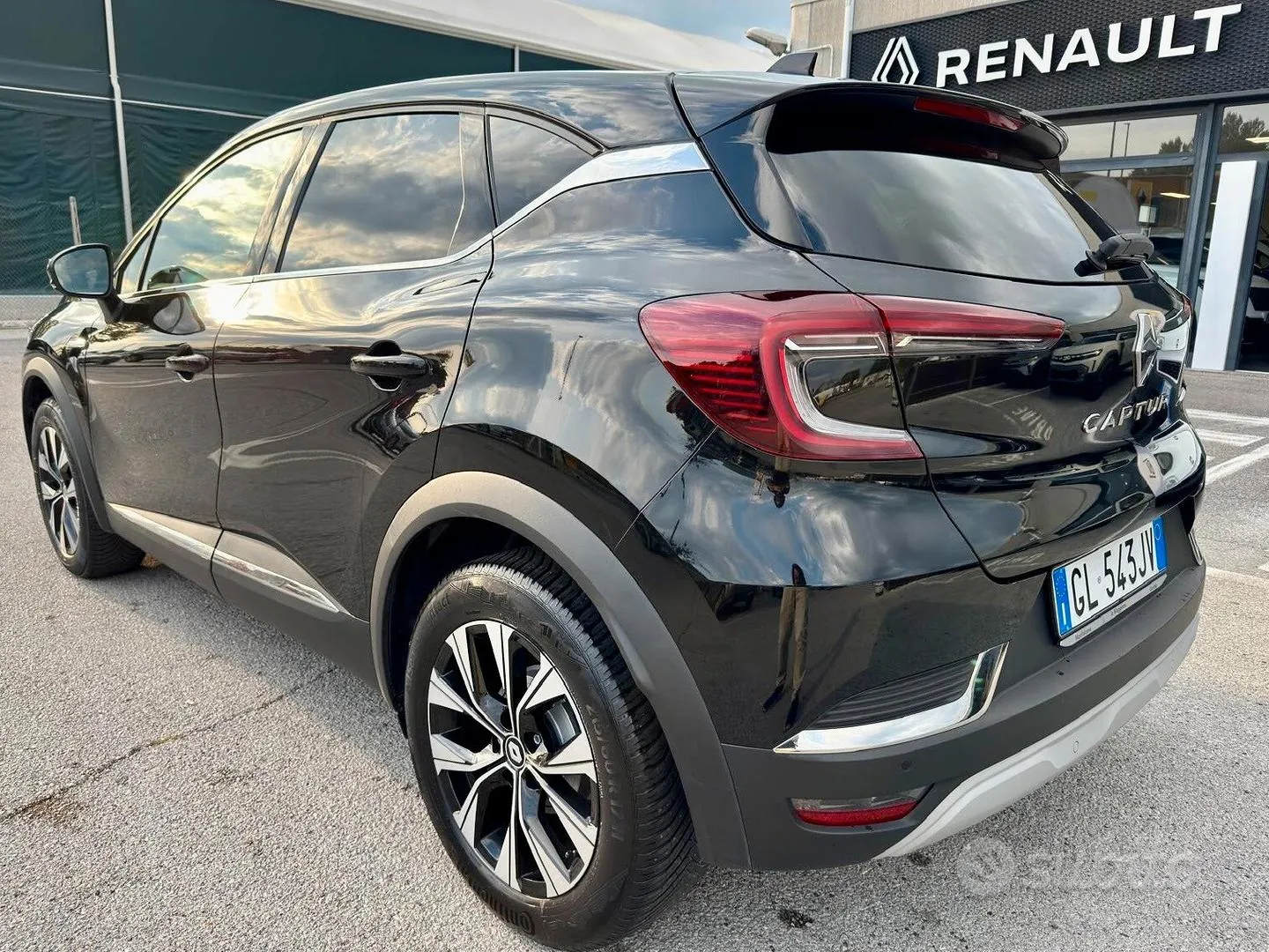 Renault Captur 2023 photo 3