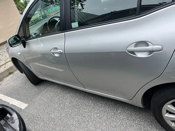 Toyota Auris 2007 photo 3