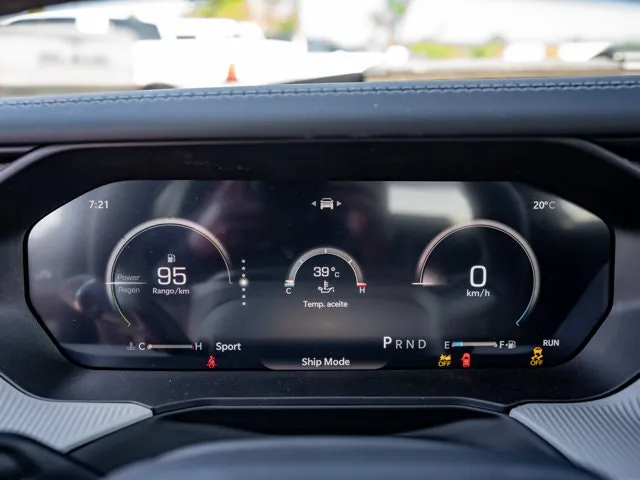 Jeep Cherokee 2026 photo 4