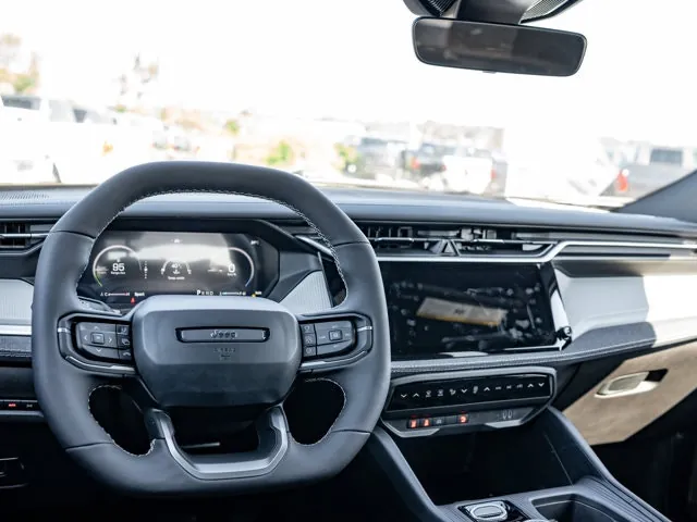 Jeep Cherokee 2026 photo 3