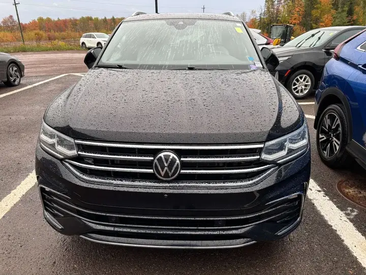 Volkswagen Tiguan 2024 photo 2