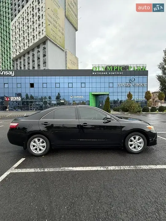 Toyota Camry 2011 photo 3