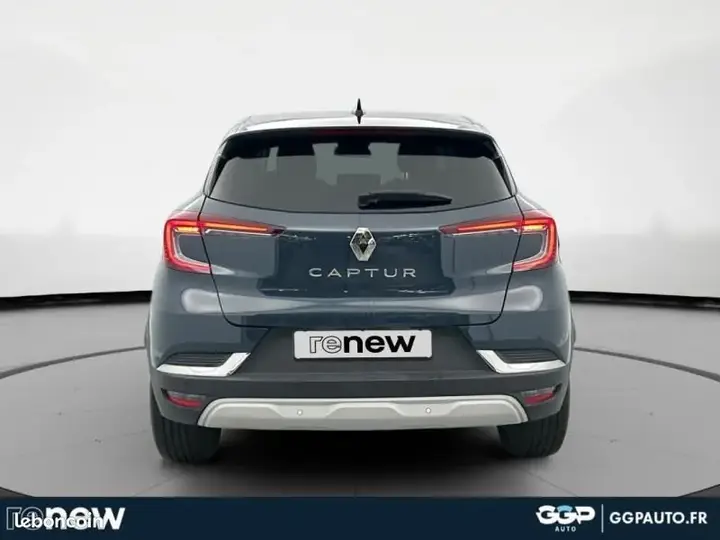 Renault Captur 2023 photo 4