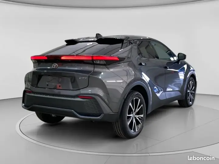 Toyota C-Hr 2026 photo 4
