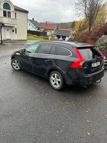Volvo V60 2015 photo 5