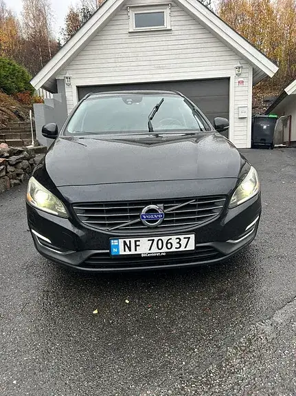 Volvo V60 2015 photo 2