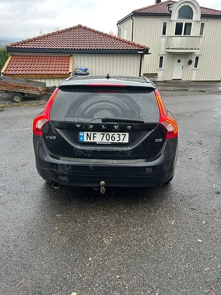 Volvo V60 2015 photo 4