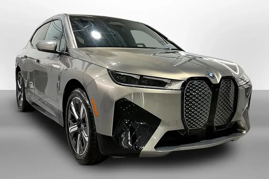 BMW Ix 2023 photo 3