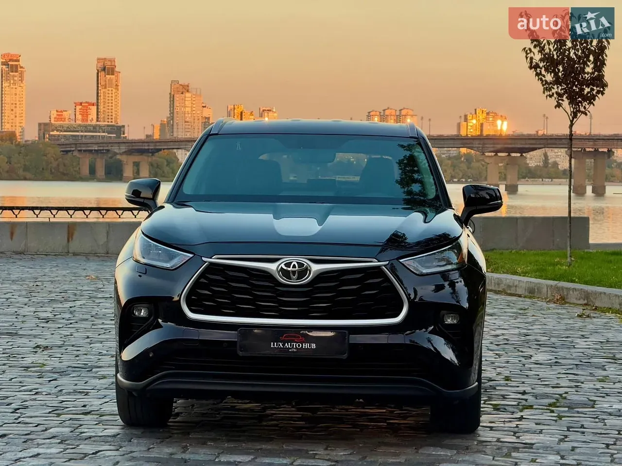 Toyota Highlander 2020 photo 3