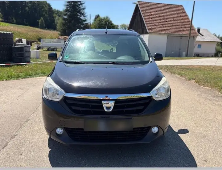 Dacia Lodgy