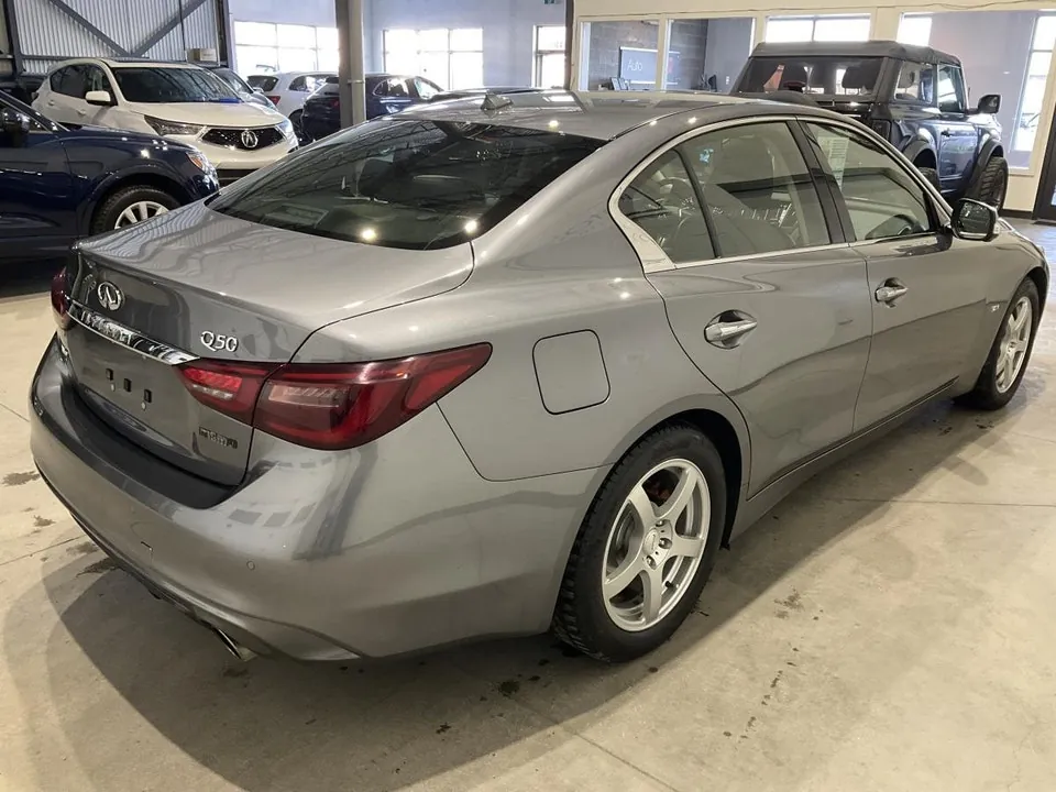 Infiniti Q50 2018 photo 4
