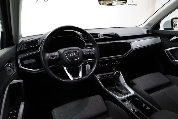 Audi Q3 2021 photo 3