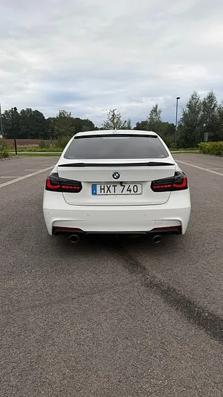 BMW 330I 2016 photo 5