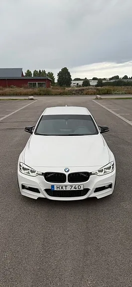 BMW 330I 2016 photo 2