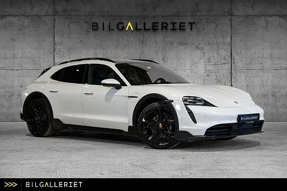 Porsche Taycan 4