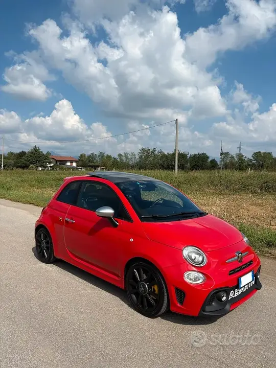 Abarth 595 2020 photo 2