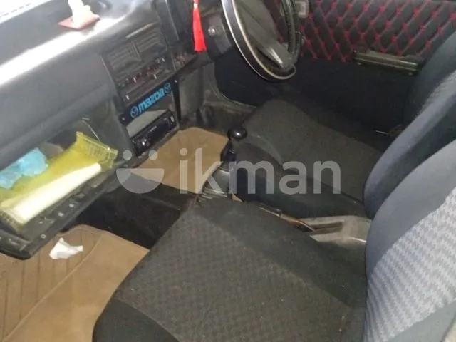 Mazda 3 1989 photo 3