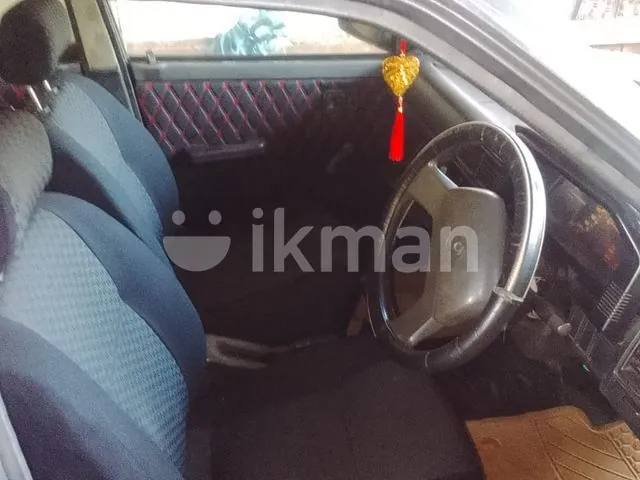 Mazda 3 1989 photo 4