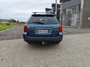 Subaru Legacy Outback 2004 photo 5