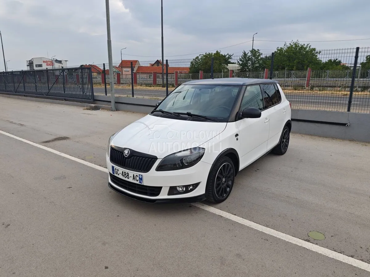 Skoda Fabia 2013 photo 5