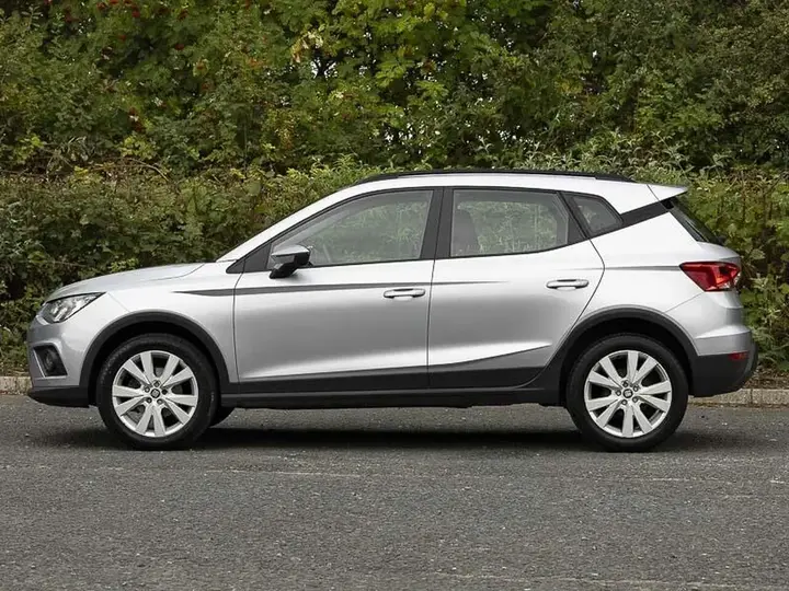 Seat Arona 2018 photo 4