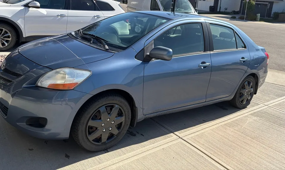 Toyota Yaris 2007 photo 2