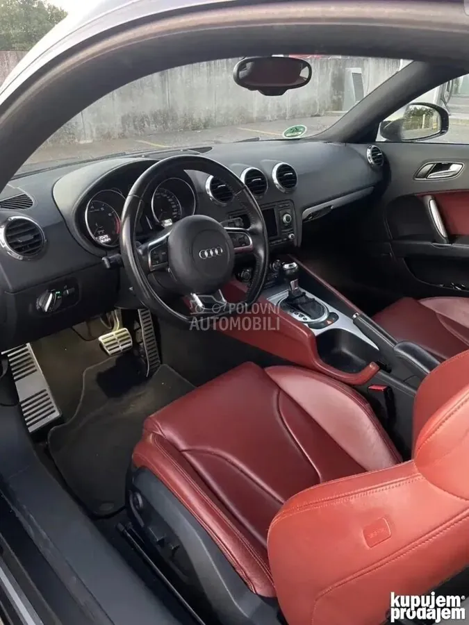 Audi Tt 2010 photo 2