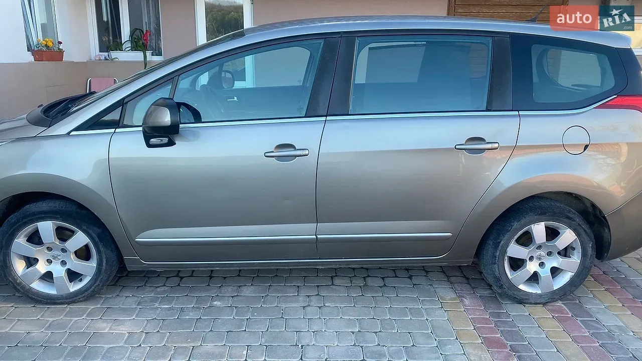 Peugeot 5008