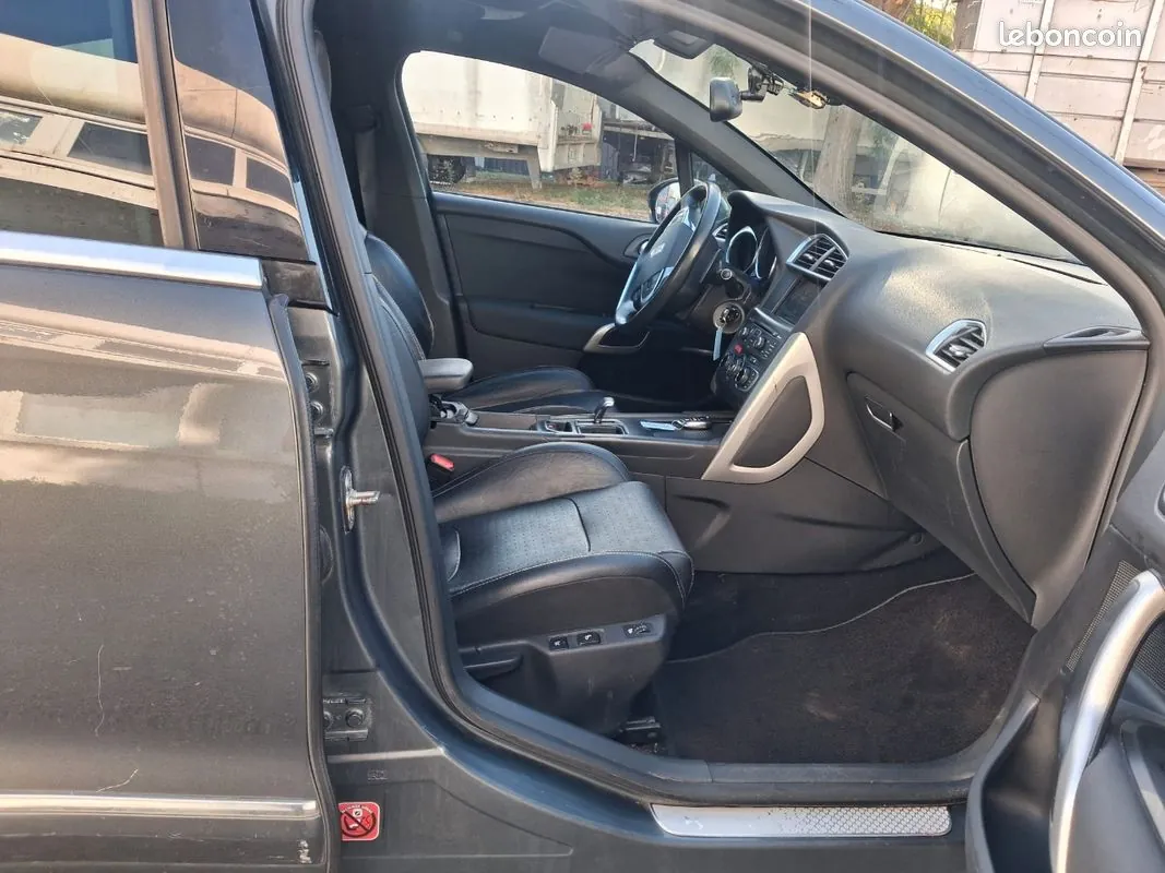 Citroen Ds4 2012 photo 4