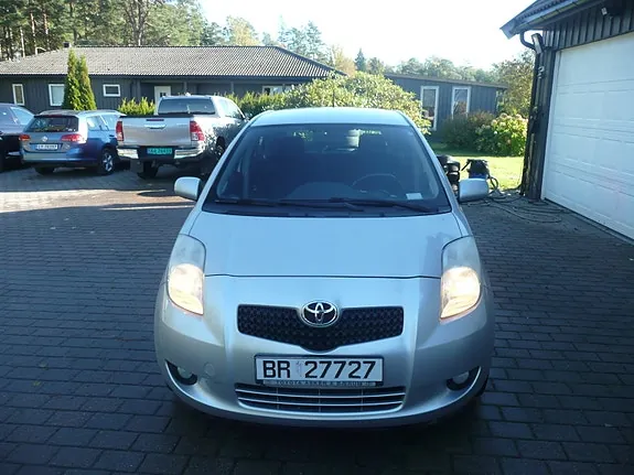 Toyota Yaris 2006 photo 5