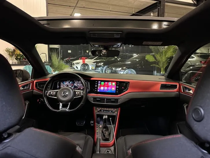 Volkswagen Polo 2018 photo 3