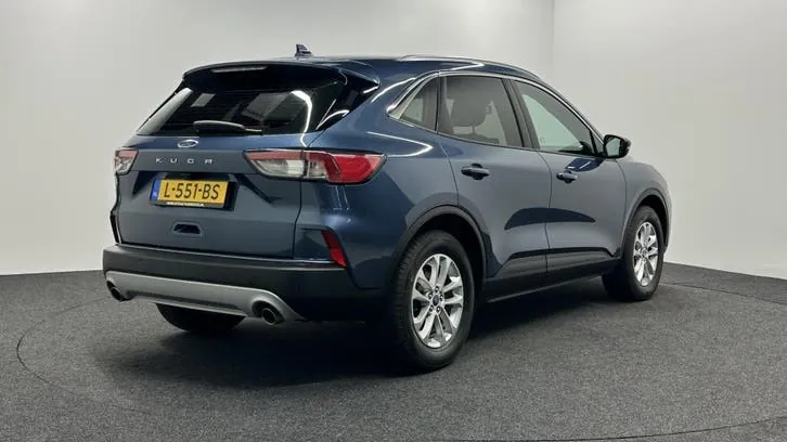 Ford Kuga 2021 photo 3