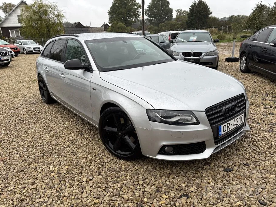 Audi A4 2009 photo 2