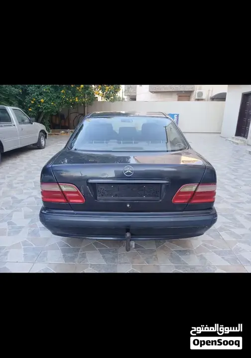 Mercedes-Benz E-Class 2002 photo 4