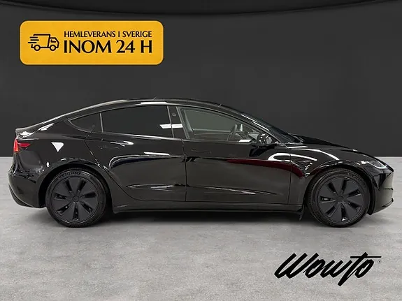 Tesla Model 3 2024 photo 3